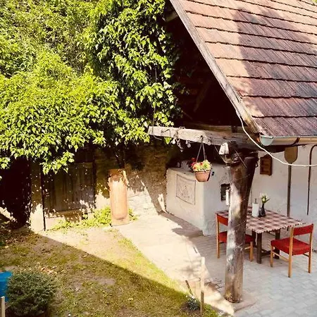 Latoria Vendeghaz Latorpusztan, A Buekk Sziveben Apartment Saly
